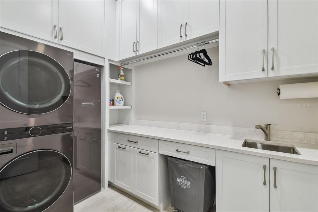 待售: $7,600,000 (4 贝兹, 4 浴室, 5523 平方英尺)