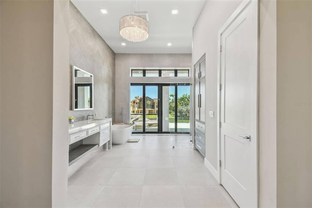 待售: $7,600,000 (4 贝兹, 4 浴室, 5523 平方英尺)