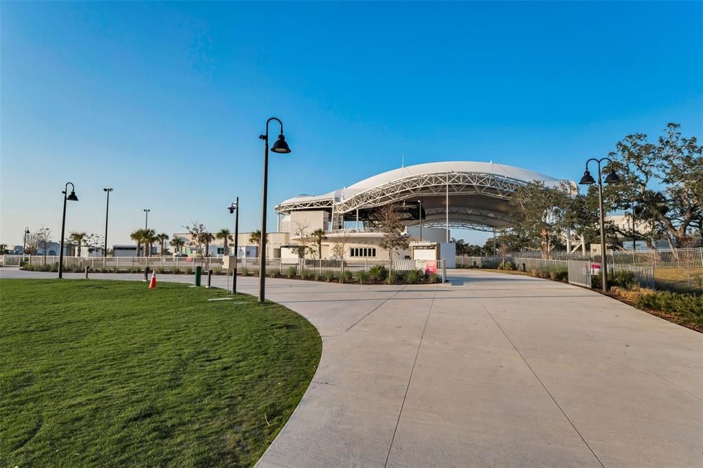 For Sale: $799,900 (2 beds, 2 baths, 1800 Square Feet)