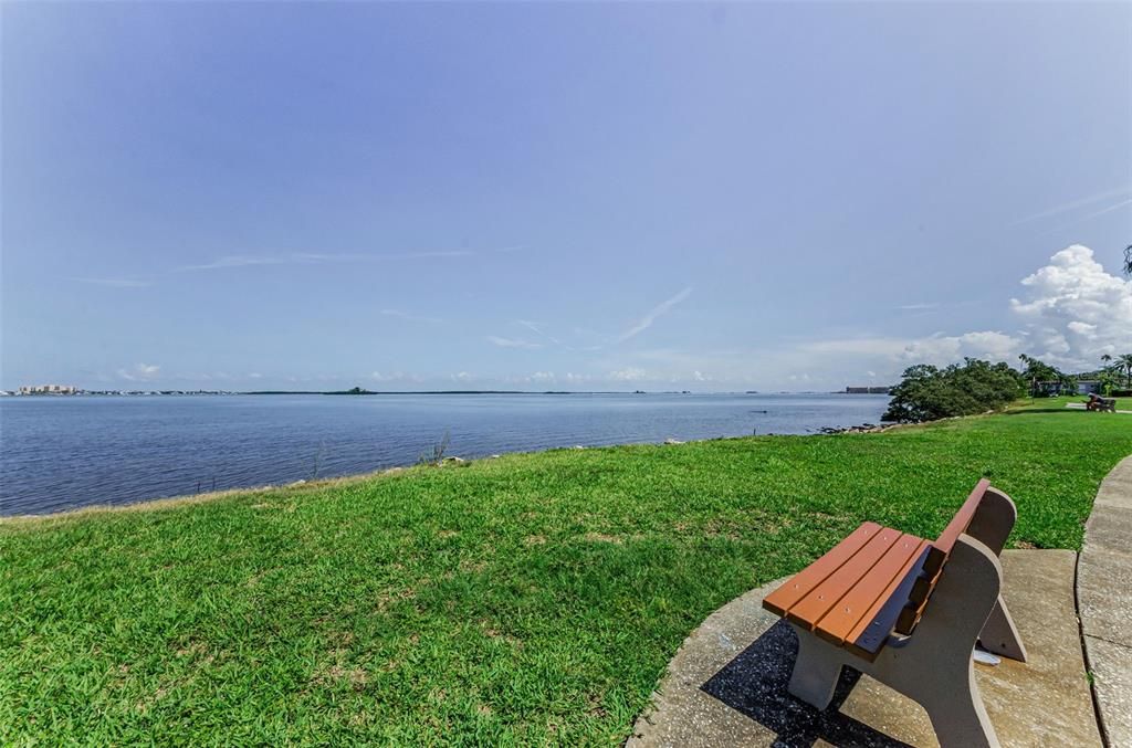 For Sale: $799,900 (2 beds, 2 baths, 1800 Square Feet)