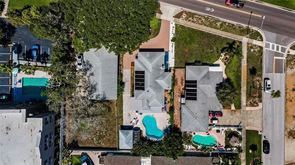 For Sale: $799,900 (2 beds, 2 baths, 1800 Square Feet)