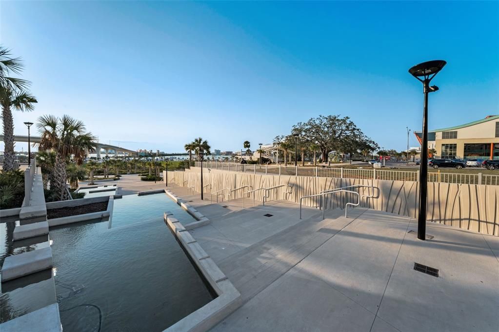 For Sale: $799,900 (2 beds, 2 baths, 1800 Square Feet)