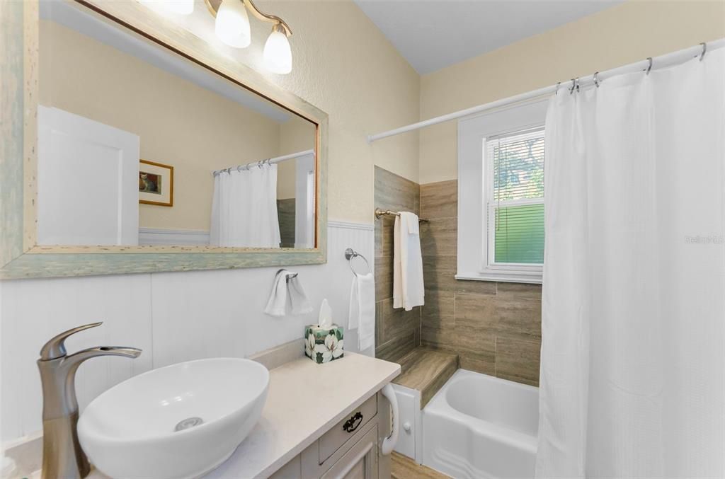 For Sale: $799,900 (2 beds, 2 baths, 1800 Square Feet)