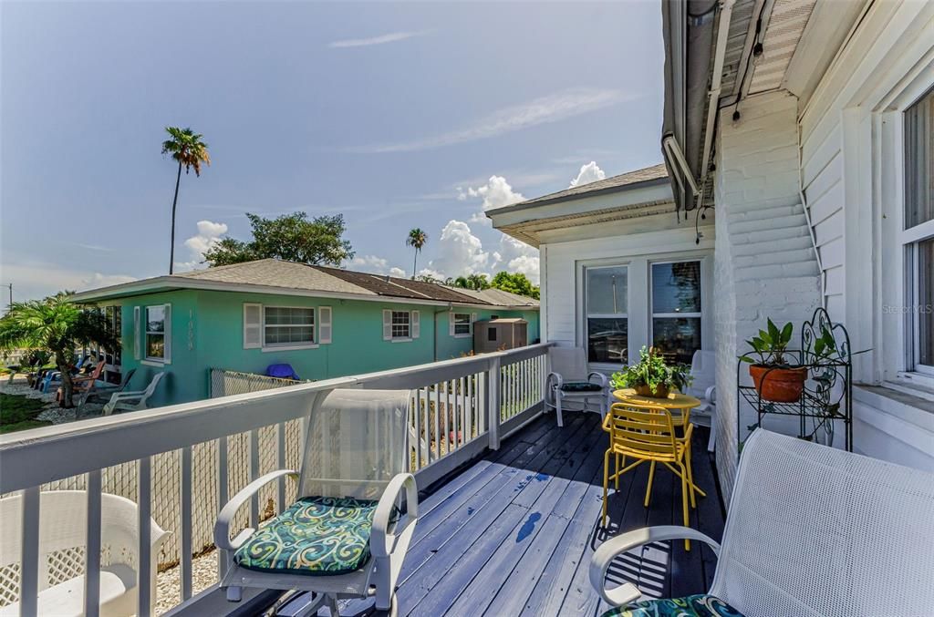 For Sale: $799,900 (2 beds, 2 baths, 1800 Square Feet)