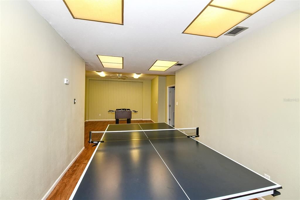 待售: $549,900 (2 贝兹, 2 浴室, 992 平方英尺)