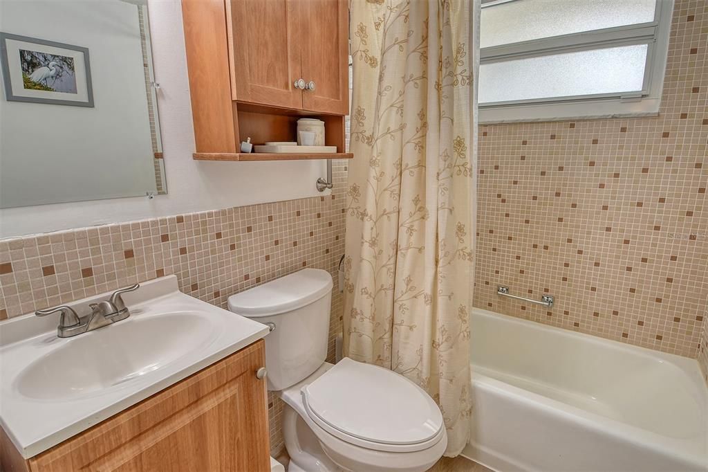 待售: $549,900 (2 贝兹, 2 浴室, 992 平方英尺)