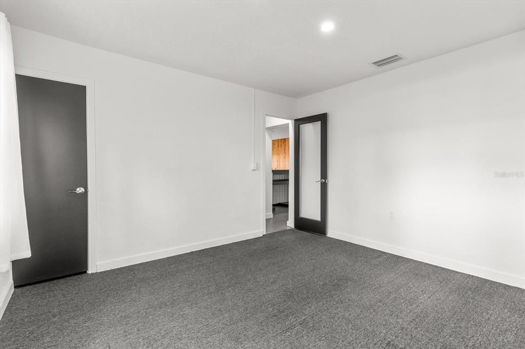 For Sale: $450,000 (0 beds, 0 baths, 1584 Square Feet)