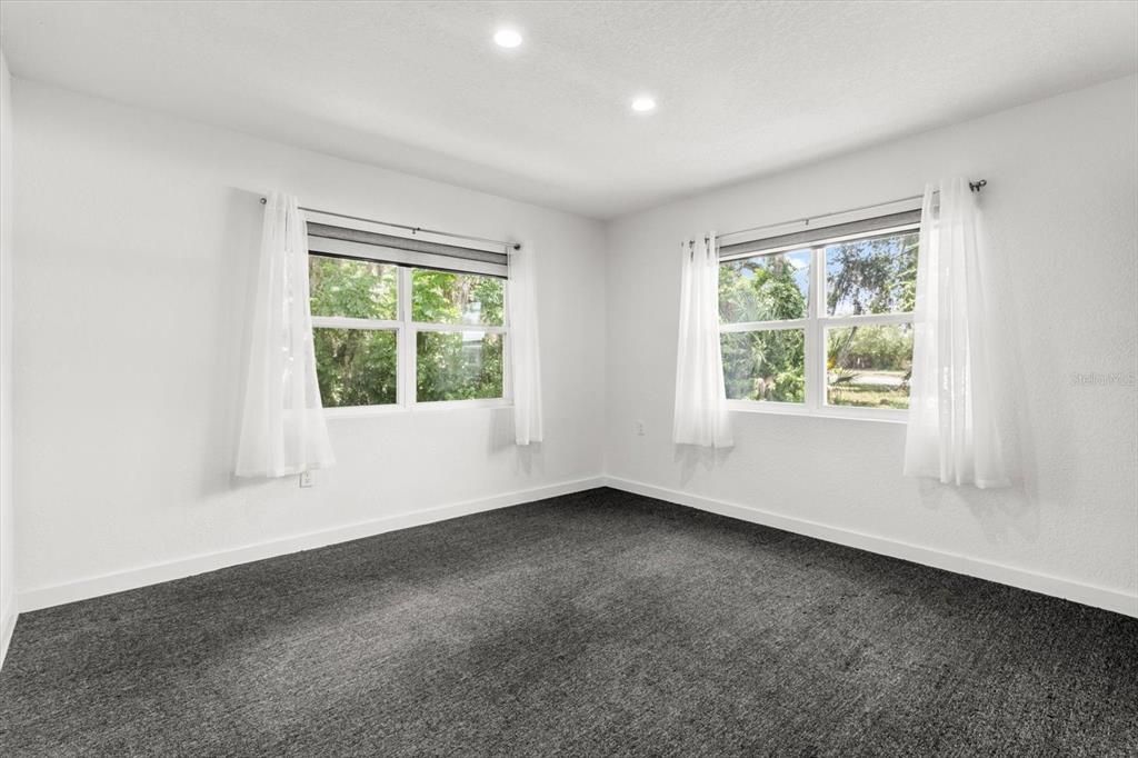 For Sale: $450,000 (0 beds, 0 baths, 1584 Square Feet)