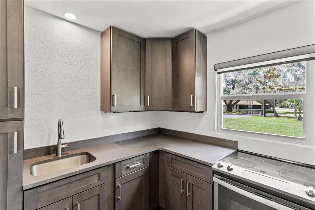 For Sale: $450,000 (0 beds, 0 baths, 1584 Square Feet)