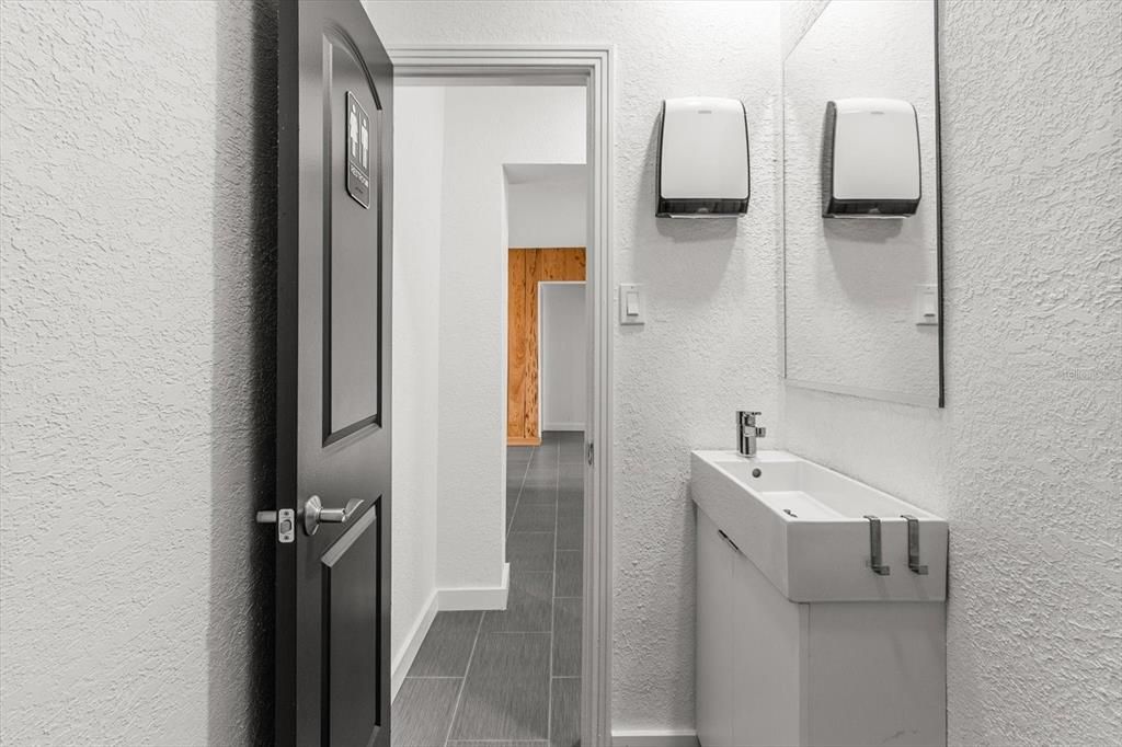 For Sale: $450,000 (0 beds, 0 baths, 1584 Square Feet)