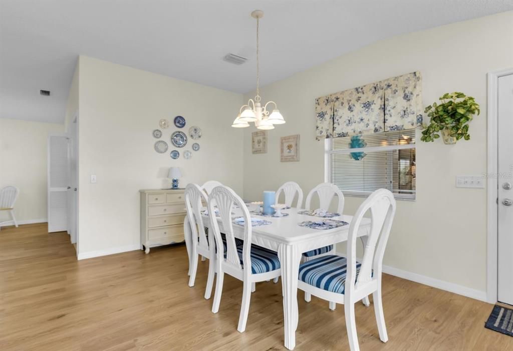 For Rent: $4,200 (2 beds, 2 baths, 1156 Square Feet)