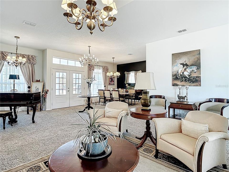 For Sale: $795,000 (3 beds, 3 baths, 3007 Square Feet)