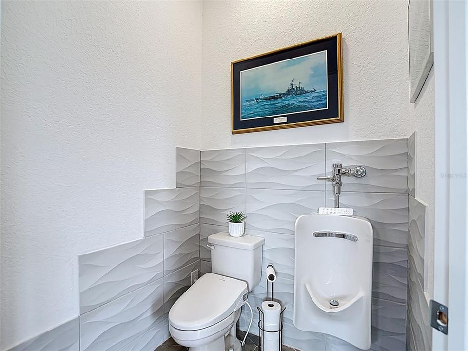 For Sale: $795,000 (3 beds, 3 baths, 3007 Square Feet)