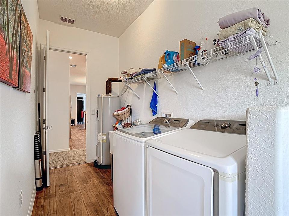 For Sale: $795,000 (3 beds, 3 baths, 3007 Square Feet)