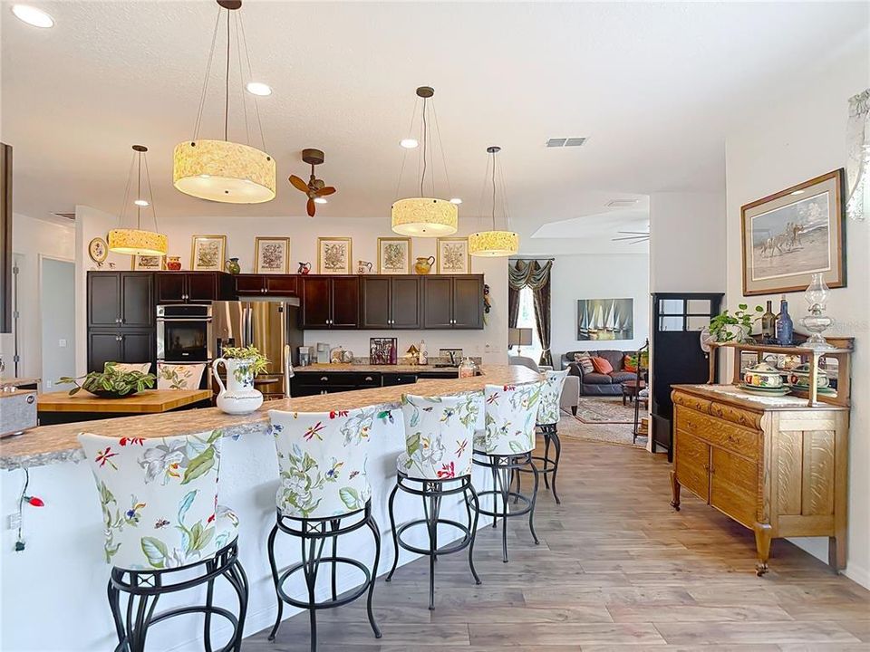 For Sale: $795,000 (3 beds, 3 baths, 3007 Square Feet)