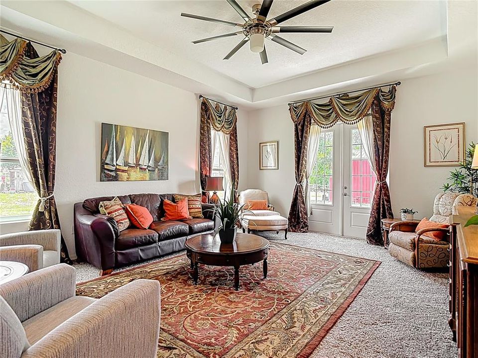 For Sale: $795,000 (3 beds, 3 baths, 3007 Square Feet)