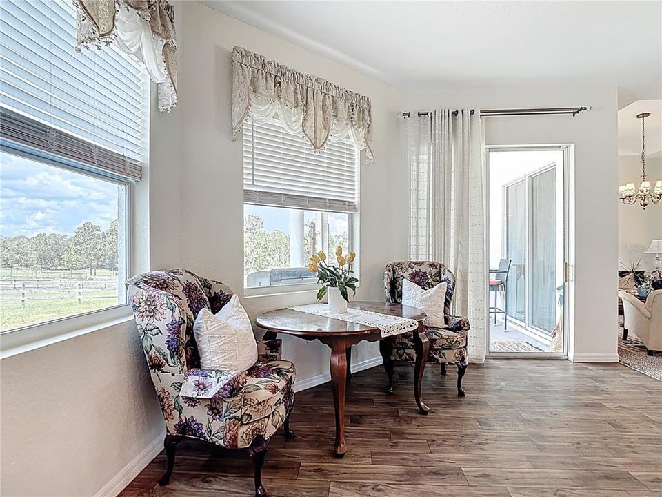 For Sale: $795,000 (3 beds, 3 baths, 3007 Square Feet)