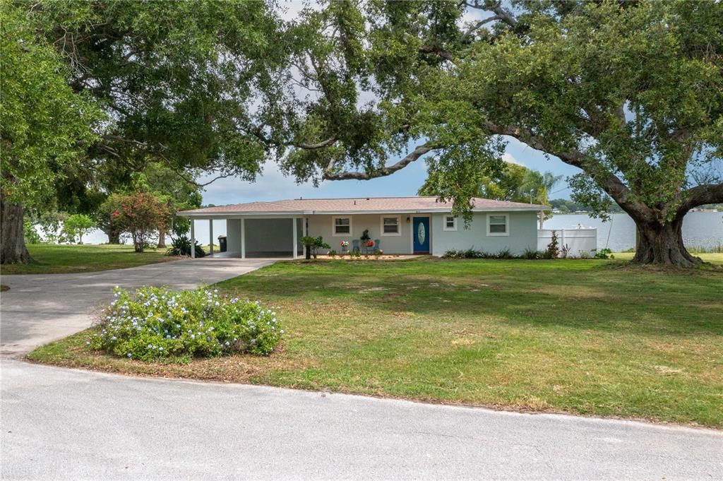 En Venta: $599,000 (3 camas, 3 baños, 2018 Pies cuadrados)