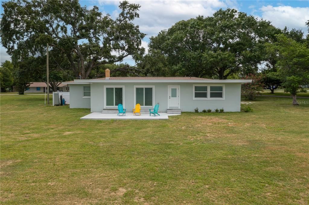 En Venta: $599,000 (3 camas, 3 baños, 2018 Pies cuadrados)