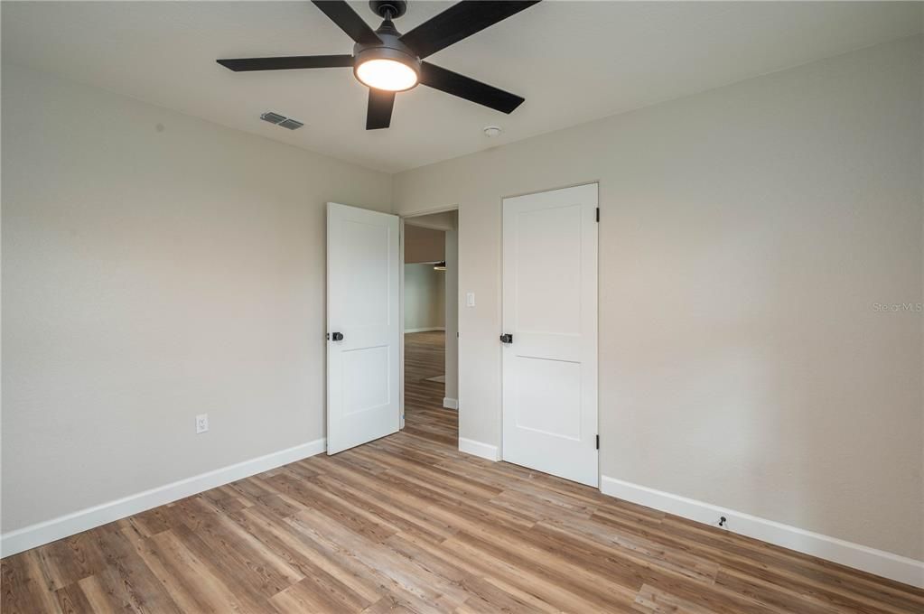 En Venta: $599,000 (3 camas, 3 baños, 2018 Pies cuadrados)