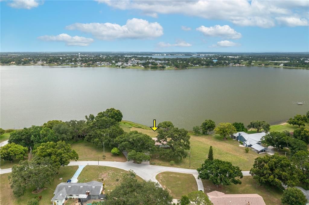 En Venta: $599,000 (3 camas, 3 baños, 2018 Pies cuadrados)