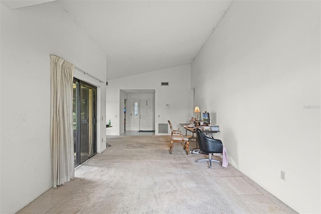 Active With Contract: $485,000 (2 beds, 2 baths, 1377 Square Feet)