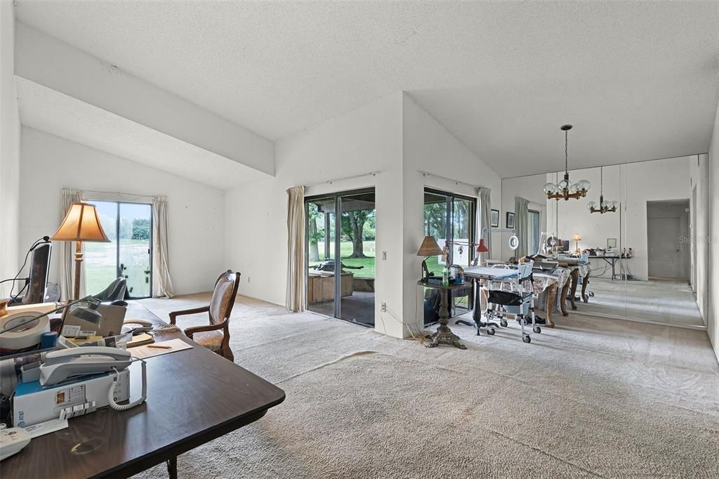 Active With Contract: $485,000 (2 beds, 2 baths, 1377 Square Feet)