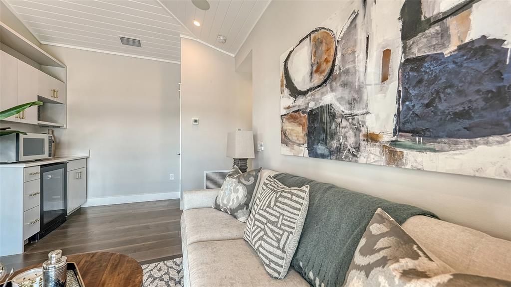 En Venta: $1,359,000 (4 camas, 4 baños, 2613 Pies cuadrados)