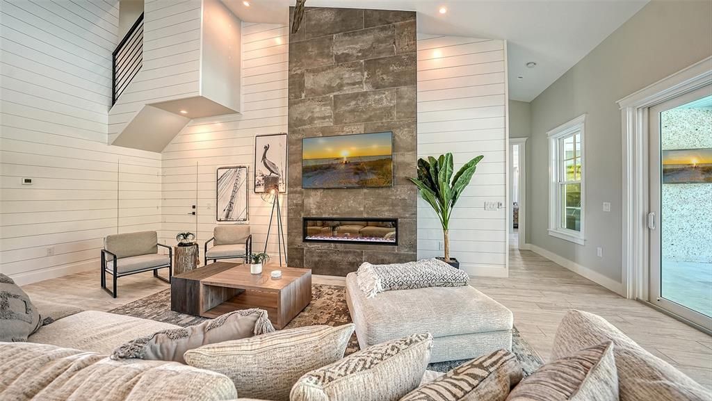 En Venta: $1,359,000 (4 camas, 4 baños, 2613 Pies cuadrados)