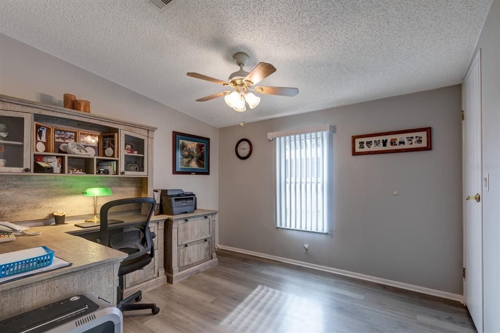 待售: $225,000 (3 贝兹, 2 浴室, 1566 平方英尺)