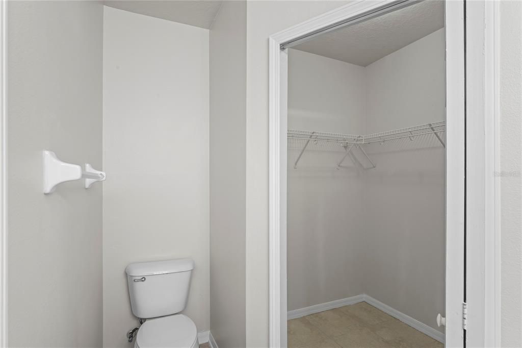 合同活跃: $285,500 (3 贝兹, 2 浴室, 1182 平方英尺)