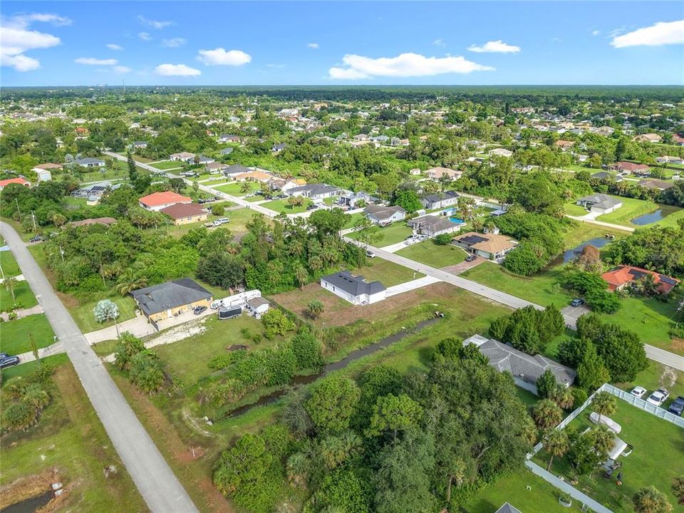 Activo con contrato: $279,900 (3 camas, 2 baños, 1146 Pies cuadrados)