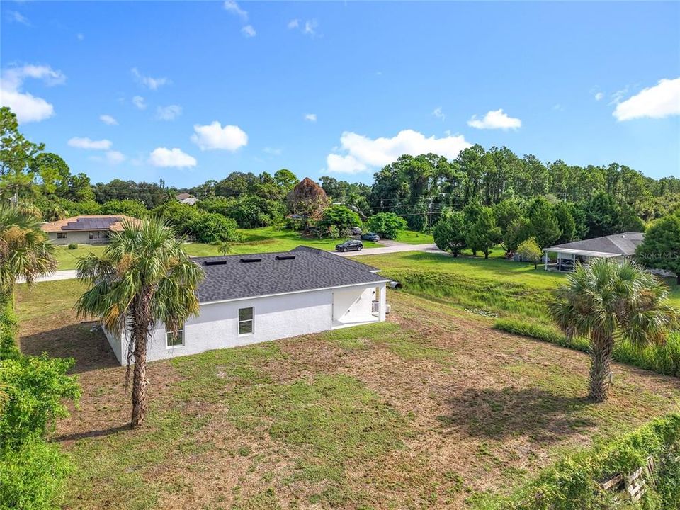 Activo con contrato: $279,900 (3 camas, 2 baños, 1146 Pies cuadrados)