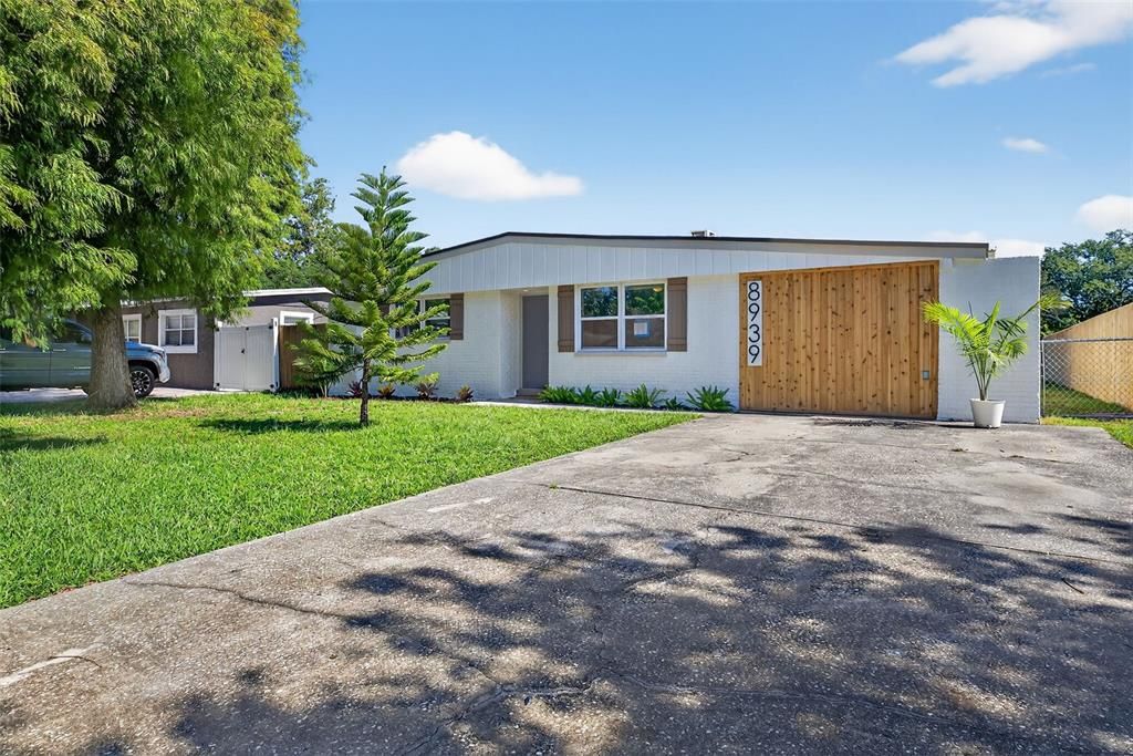 Недавно продано: $384,000 (4 спален, 3 ванн, 1588 Квадратных фут)