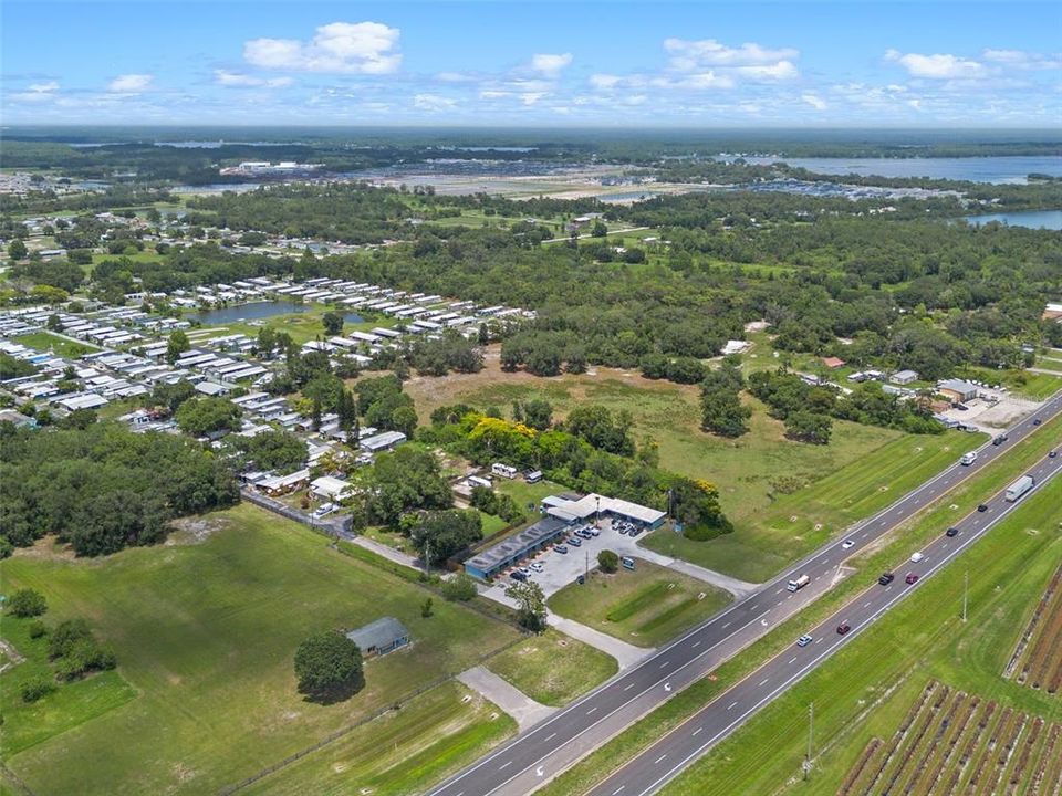 Под контрактом: $1,050,000 (14 спален, 0 ванн, 5374 Квадратных фут)