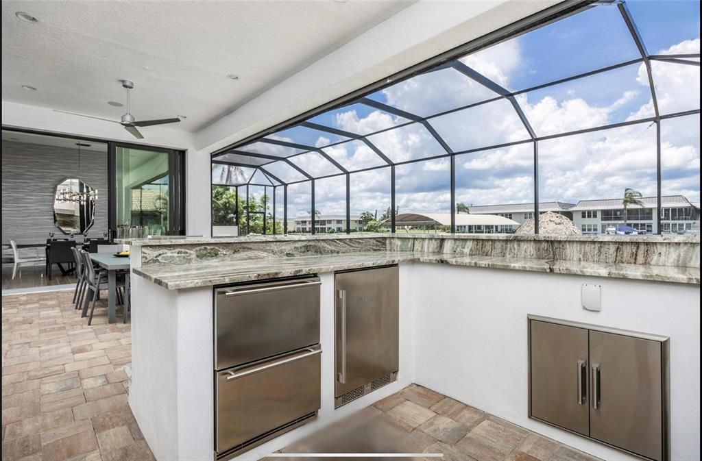 En Venta: $2,450,000 (4 camas, 4 baños, 3651 Pies cuadrados)