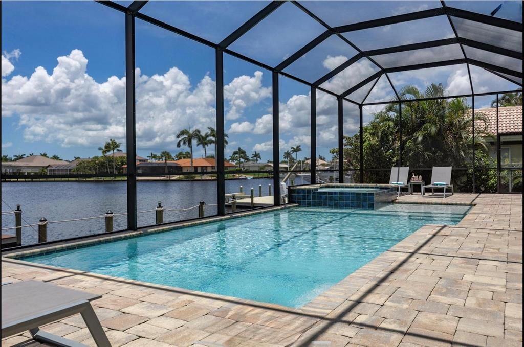 En Venta: $2,450,000 (4 camas, 4 baños, 3651 Pies cuadrados)