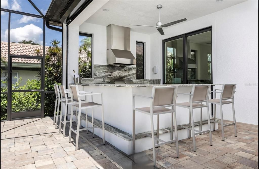 En Venta: $2,450,000 (4 camas, 4 baños, 3651 Pies cuadrados)