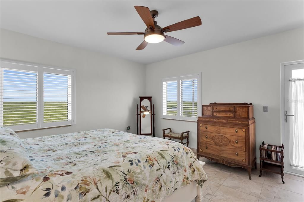 En Venta: $2,290,000 (4 camas, 3 baños, 2880 Pies cuadrados)