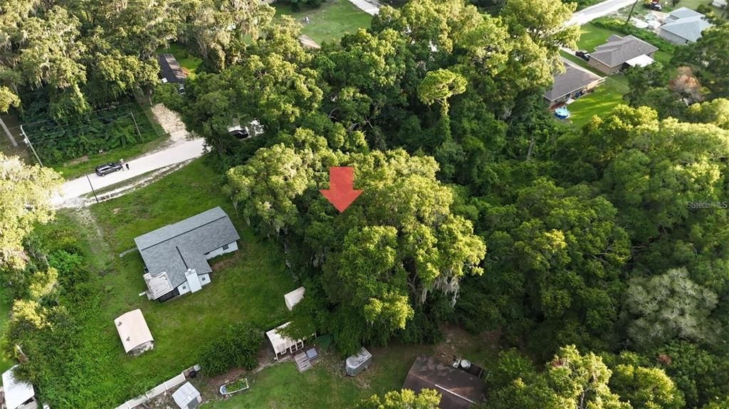 На продажу: $36,500 (0.24 acres)