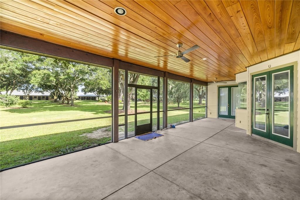 En Venta: $1,595,900 (4 camas, 2 baños, 2755 Pies cuadrados)