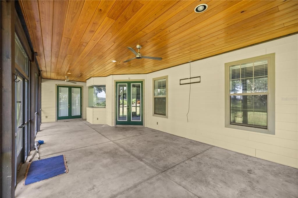 En Venta: $1,595,900 (4 camas, 2 baños, 2755 Pies cuadrados)