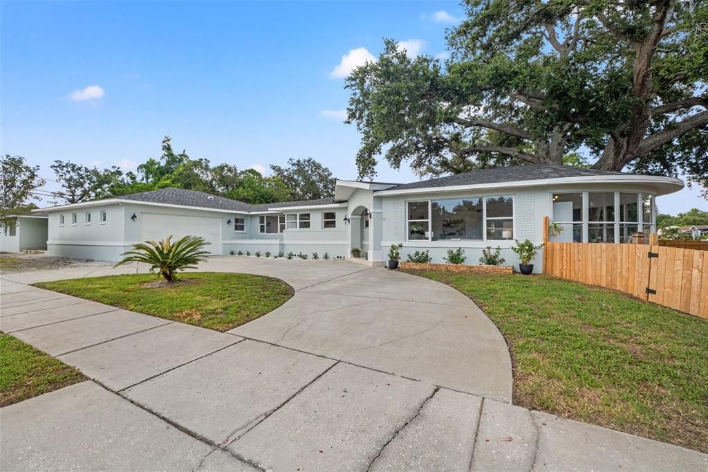 Vendido Recientemente: $650,000 (3 camas, 2 baños, 2253 Pies cuadrados)