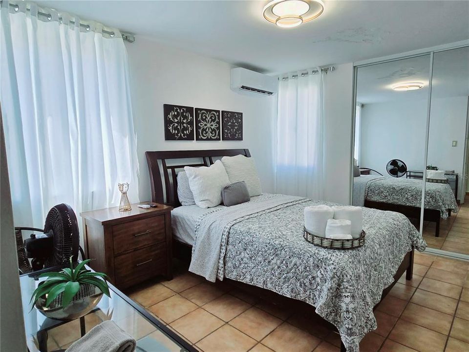 En Venta: $270,000 (3 camas, 2 baños, 1143 Pies cuadrados)