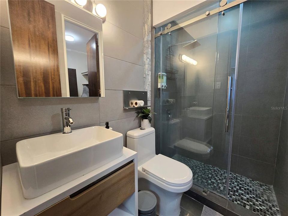 En Venta: $270,000 (3 camas, 2 baños, 1143 Pies cuadrados)