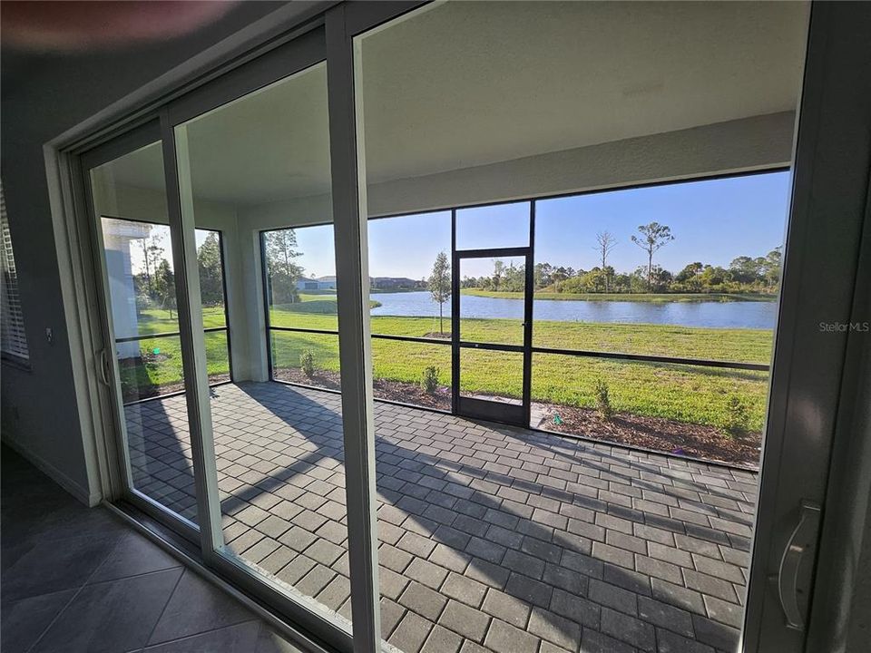 For Rent: $3,000 (3 beds, 3 baths, 2214 Square Feet)