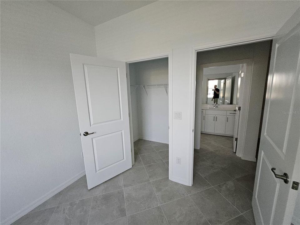 For Rent: $3,000 (3 beds, 3 baths, 2214 Square Feet)