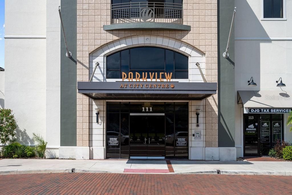 En Venta: $869,990 (4 camas, 3 baños, 3577 Pies cuadrados)