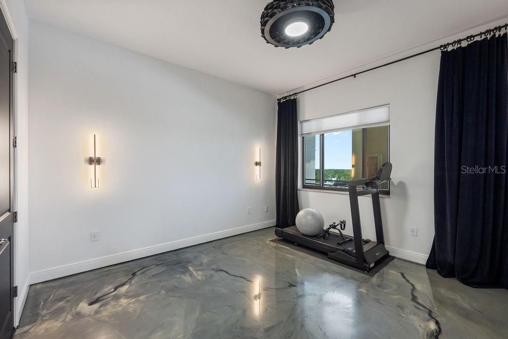 En Venta: $869,990 (4 camas, 3 baños, 3577 Pies cuadrados)