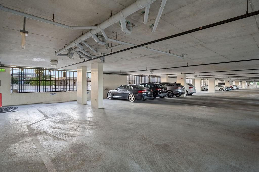 En Venta: $869,990 (4 camas, 3 baños, 3577 Pies cuadrados)